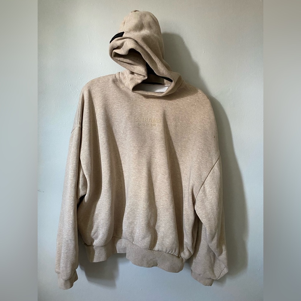 ESSENTIAL HOODIE JACKET